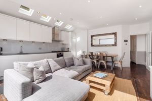 Photo 19- click for photo gallery